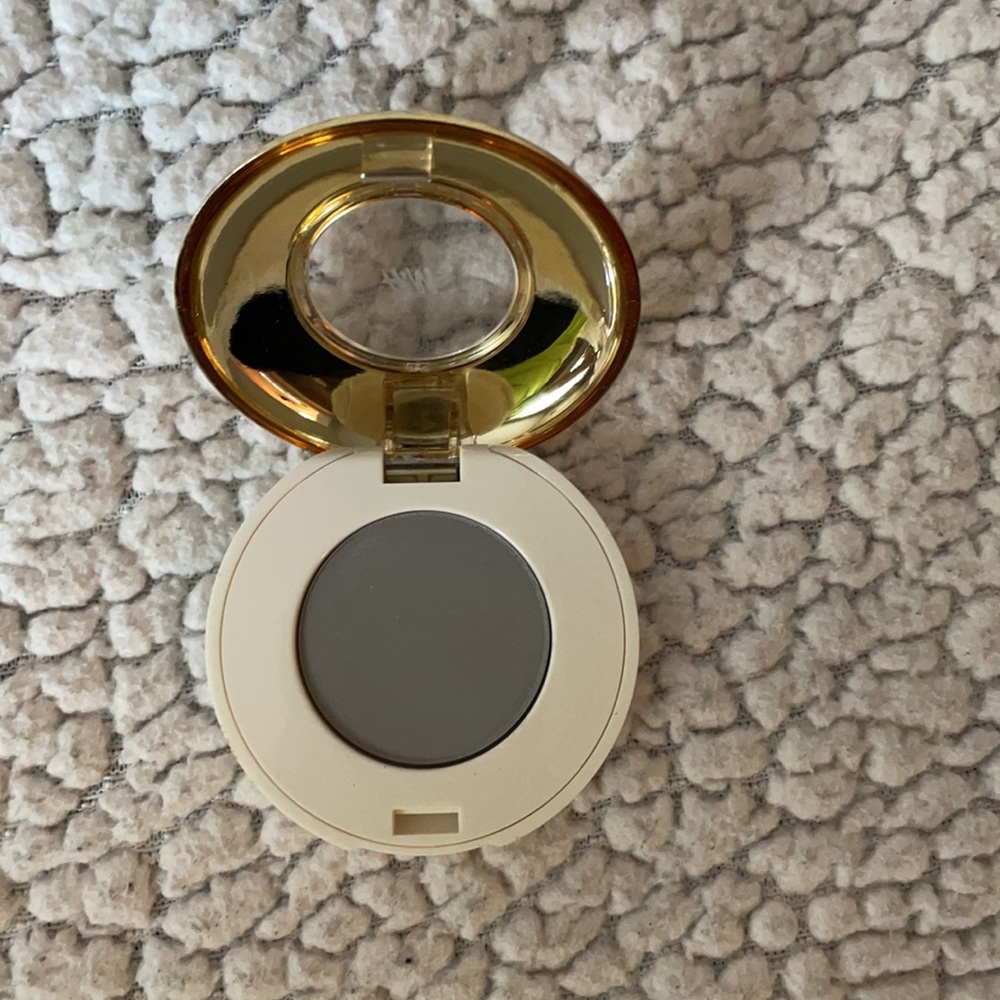 Grey Eyeshadow